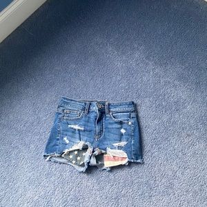 american eagle short shorts